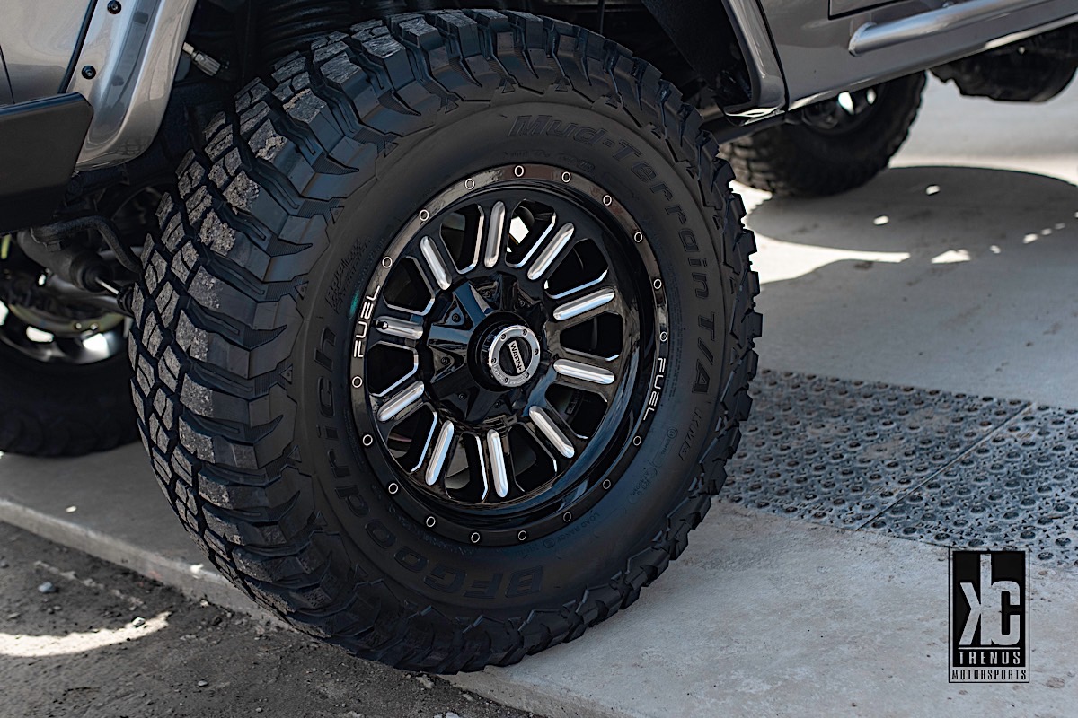 Ford Bronco with Fuel 1-Piece Wheels Hardline - D620